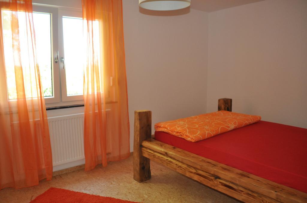 Punkrock Harbour Pension Baehr Karlsruhe Exteriér fotografie