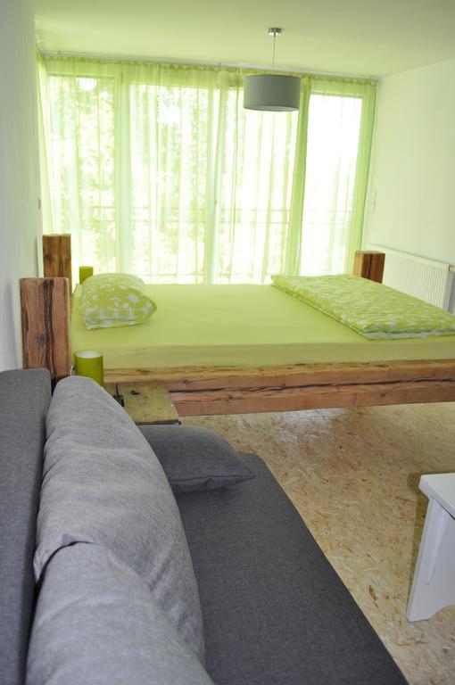 Punkrock Harbour Pension Baehr Karlsruhe Exteriér fotografie