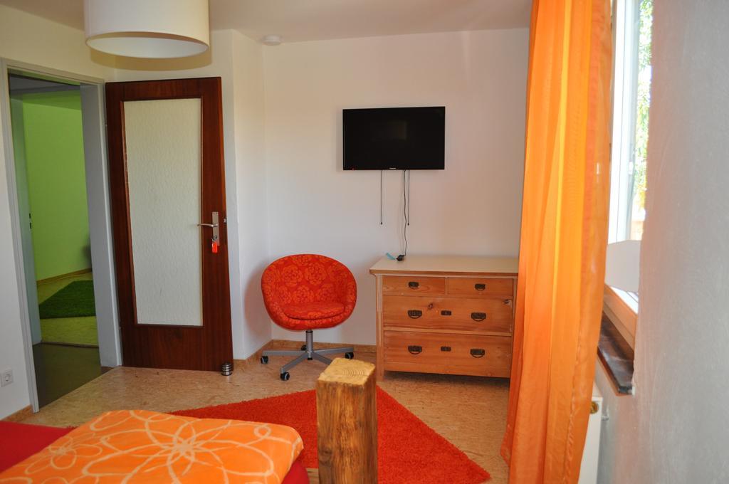 Punkrock Harbour Pension Baehr Karlsruhe Exteriér fotografie